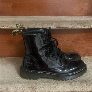 NWOT Dr. Martens Luana Waterproof, Slip Resistant Black Combat Boots Size 6